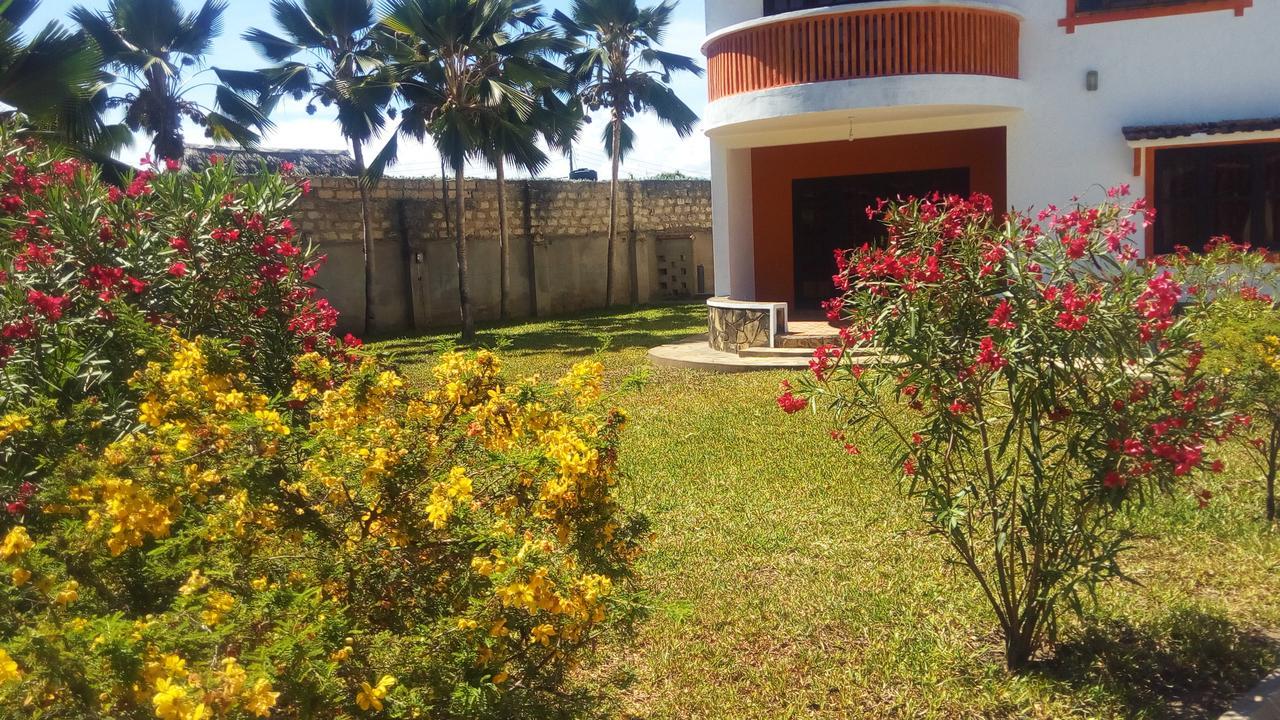 Comfort Villa Mombasa Exterior photo